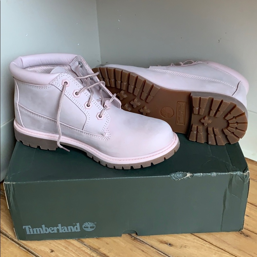 ‼️NTW Light Pink Nellie Chukka Timberlands ‼️